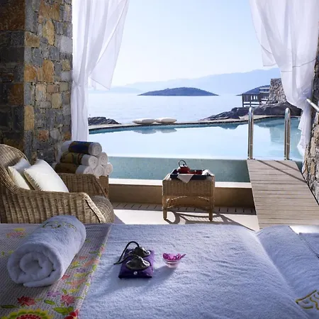 Thalassa Villa *