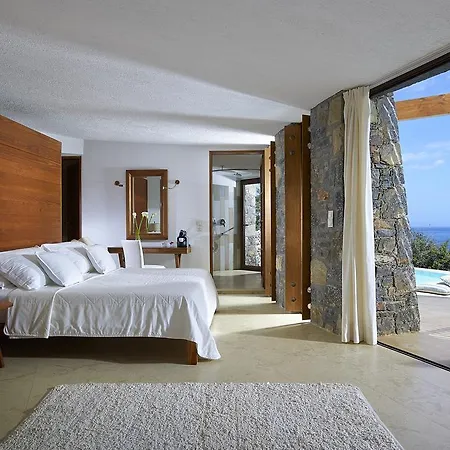 Thalassa Ayos Nikolaos